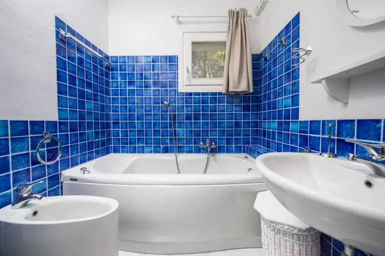 Bagno con vasca idromassaggio
