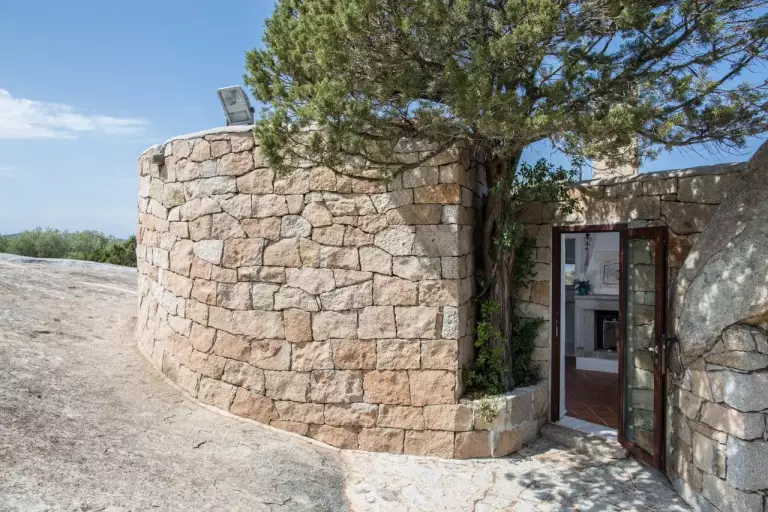 Ingresso privato di una dependance