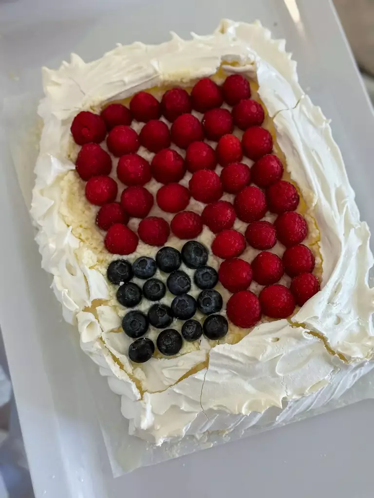 Torta con frutti di bosco